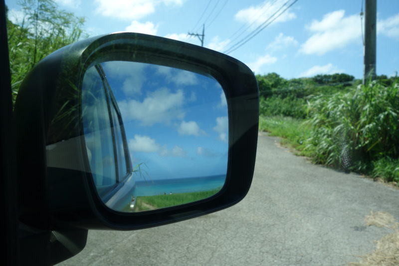 石垣島　ミラー越しの絶景